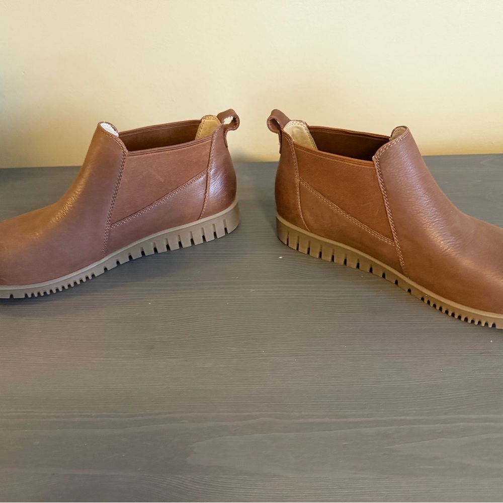 Dansko Louisa Leather Booties NEW - Picture 4 of 9